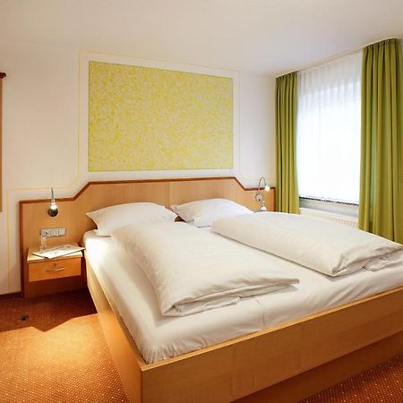 Hotel Gasthof Zum Biber Motten エクステリア 写真