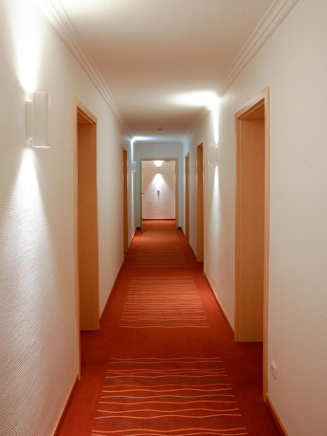 Hotel Gasthof Zum Biber Motten エクステリア 写真