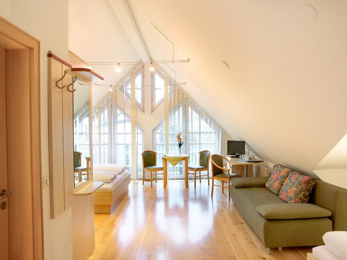 Hotel Gasthof Zum Biber Motten エクステリア 写真