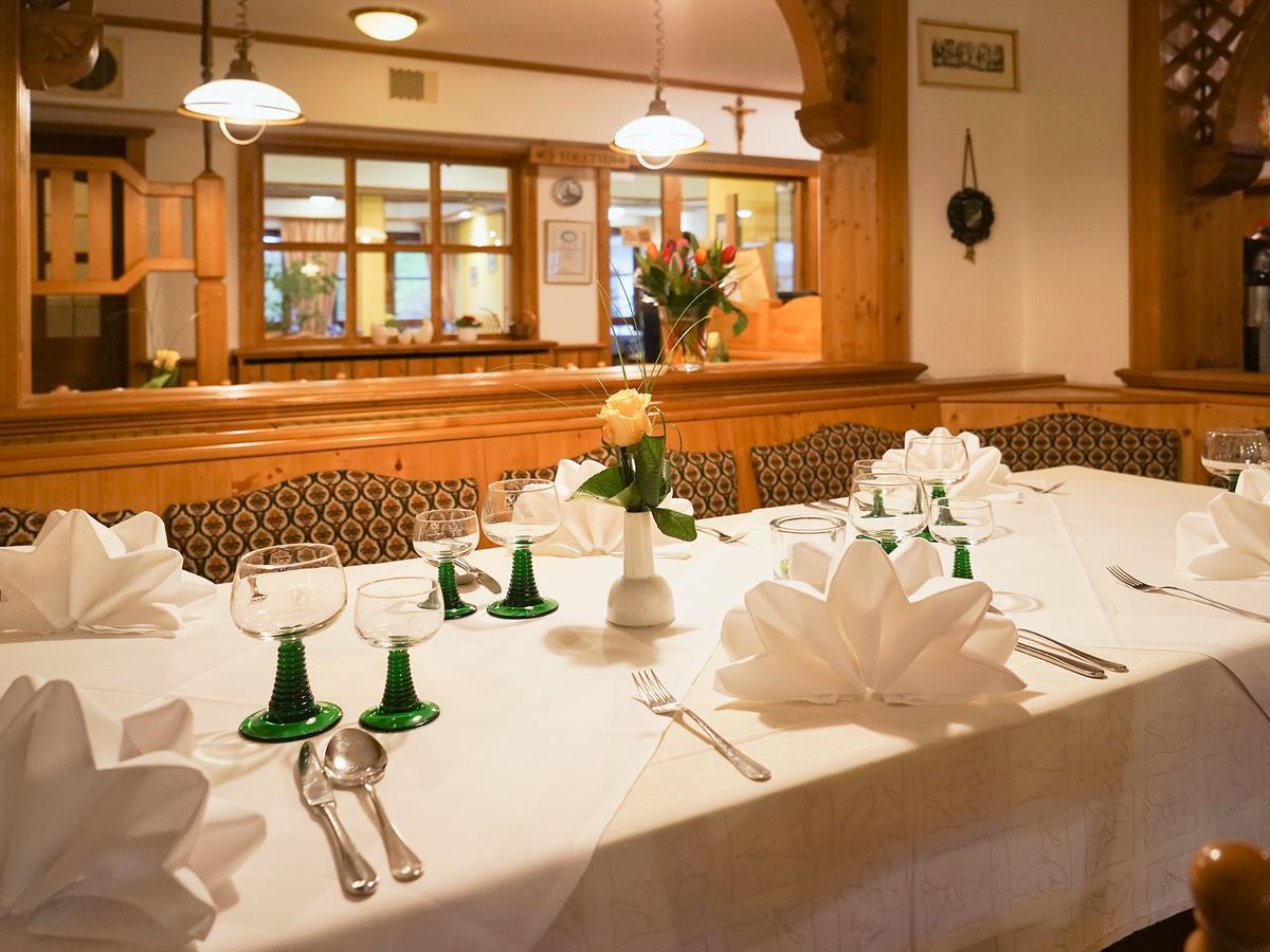 Hotel Gasthof Zum Biber Motten エクステリア 写真