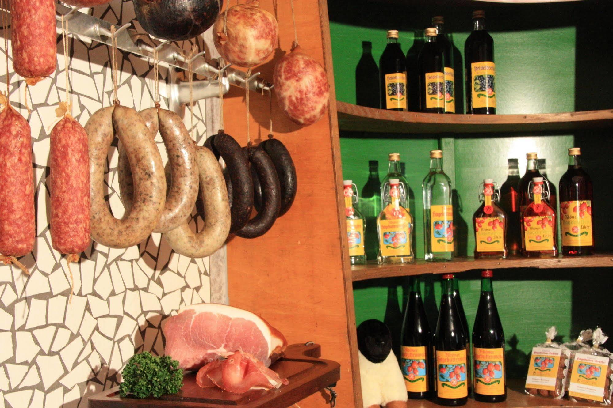 Hotel Gasthof Zum Biber Motten エクステリア 写真