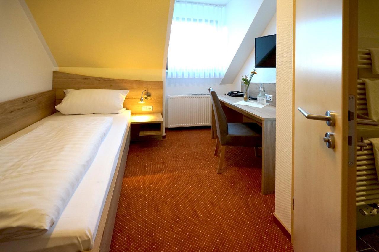Hotel Gasthof Zum Biber Motten エクステリア 写真